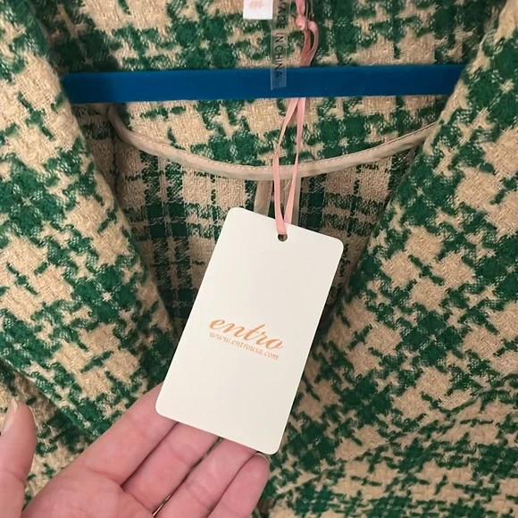 Entro Green and White Plaid Blazer - Picture 8 of 9